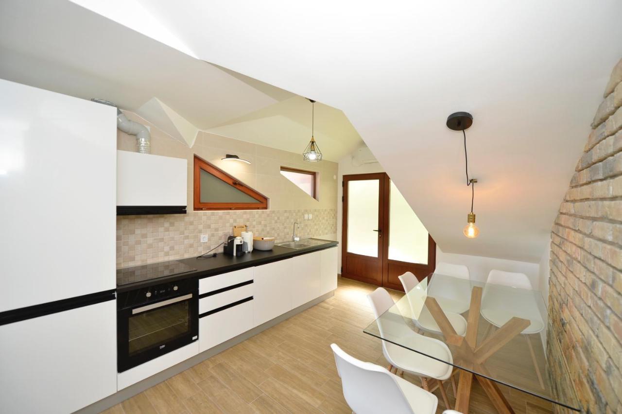 Viva Apartment โกตอร์ ภายนอก รูปภาพ